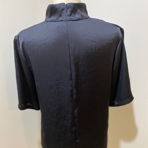 THEORY Navy Blue Short Sleeve V. Neck Mock Neck Top - Picture 2 of 3